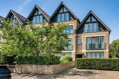 5 bedroom townhouse for sale