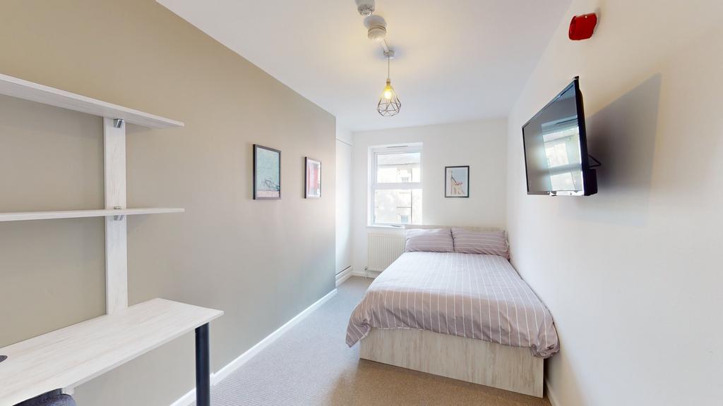 House in Nottingham - View 5