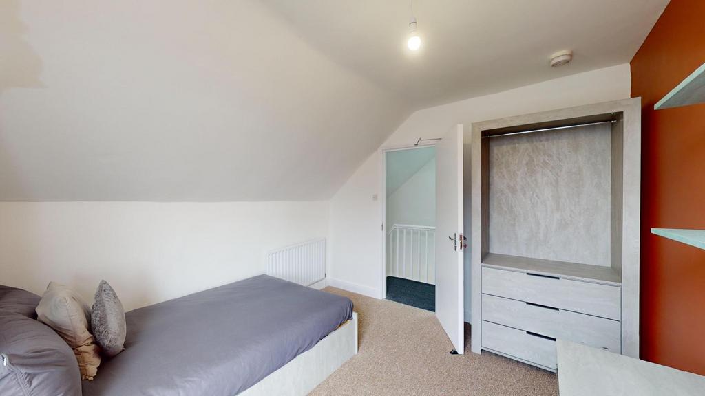 House in Nottingham - View 5