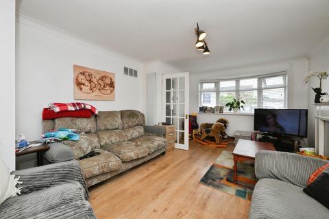 3 bedroom semi-detached house for sale, Champions Way, Hoddesdon