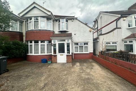 5 bedroom semi-detached house for sale, Great West Road, Hounslow, TW5