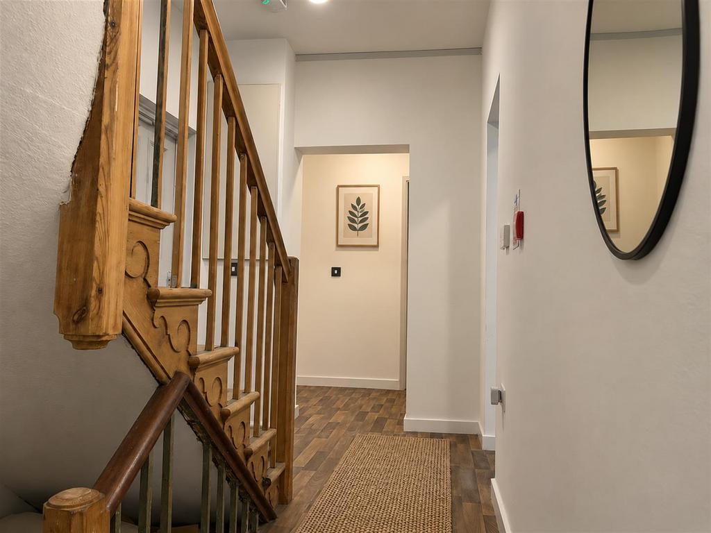 Apartment in Nottingham - More
