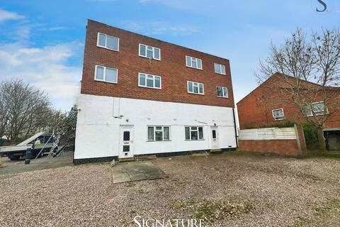 1 bedroom flat to rent, Launceston Road, Liskeard House Launceston Road, LE18