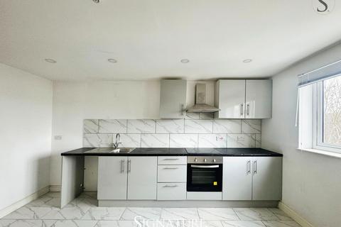 1 bedroom flat to rent, Launceston Road, Liskeard House Launceston Road, LE18