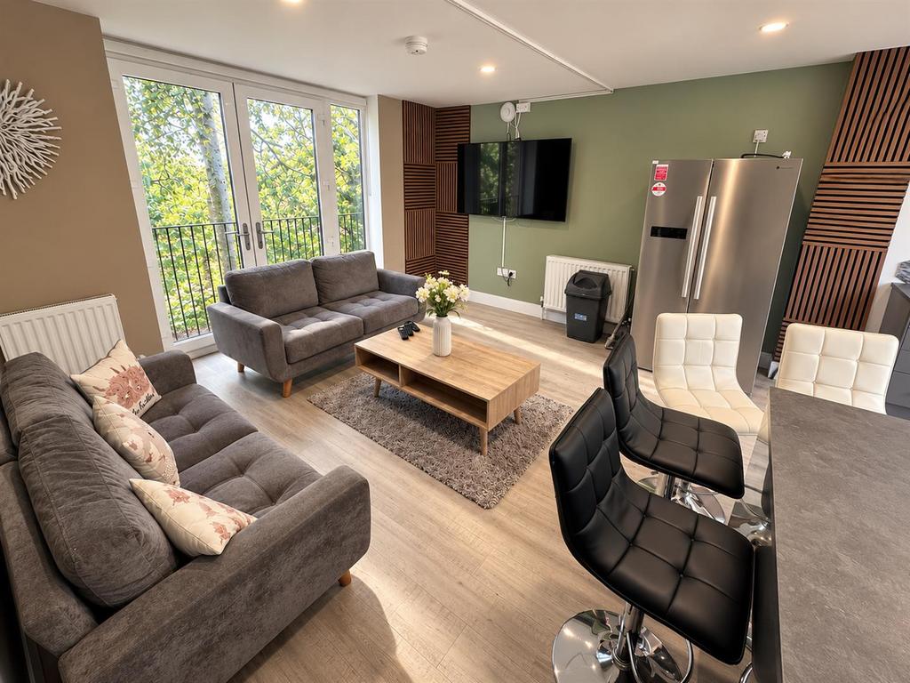 Apartment in Nottingham - View 5