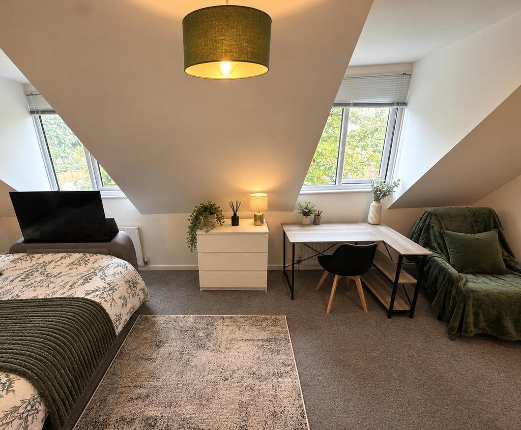 House in Nottingham - View 2