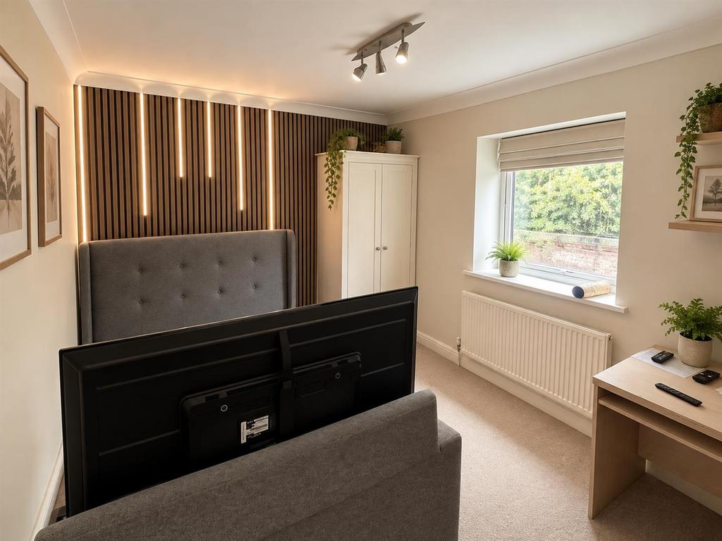 House in Nottingham - View 4