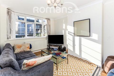 3 bedroom semi-detached house to rent, Bolton Road, Windsor, SL4