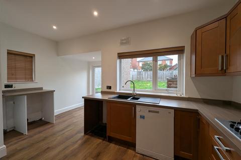 2 bedroom semi-detached house for sale, Leyburn Road, Darlington