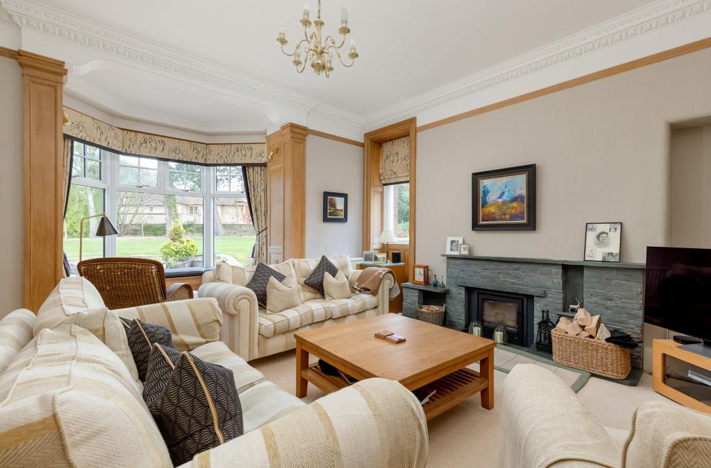 House in Edinburgh, Torphin, Colinton - View 2