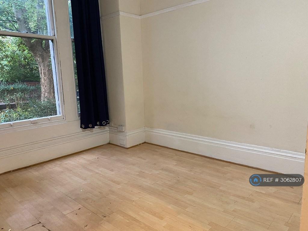 Apartment in Liverpool - View 4