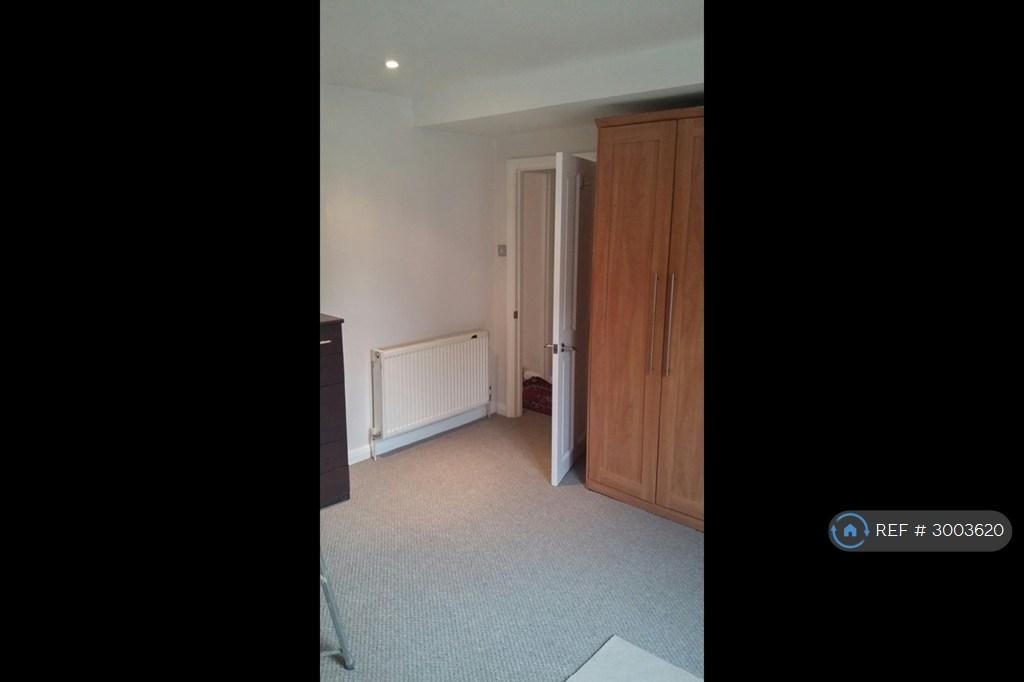 Apartment in London - View 2