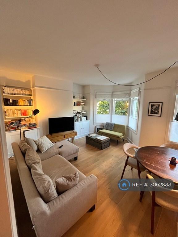 Apartment in London - View 5