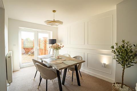 3 bedroom semi-detached house for sale, Lydd Close, St. Leonards-On-Sea