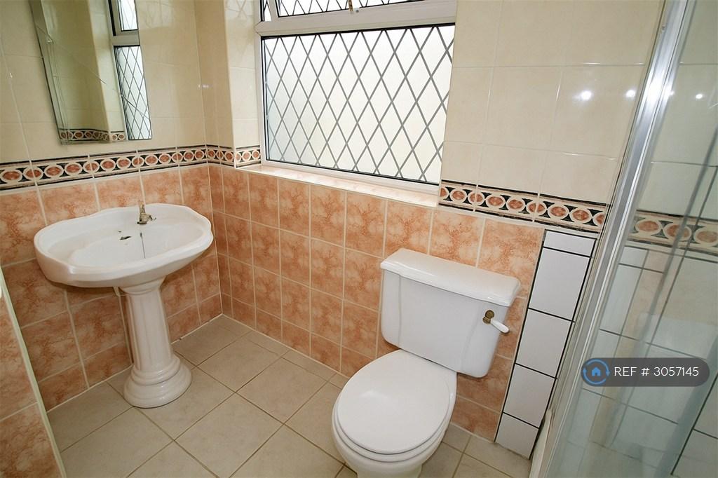 House in London - View 5