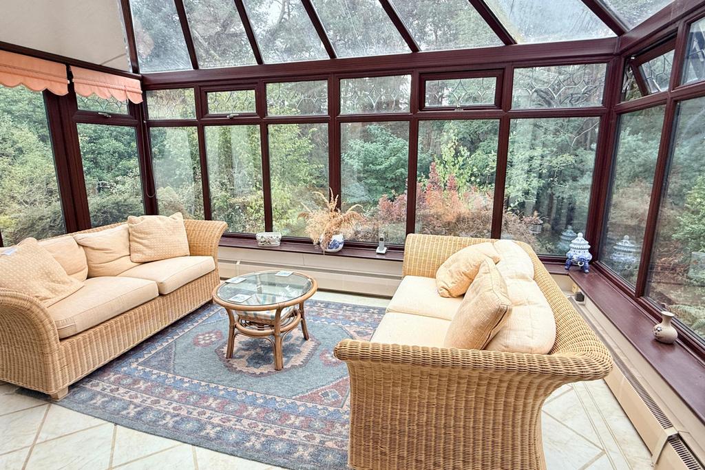 House in Ringwood - View 4