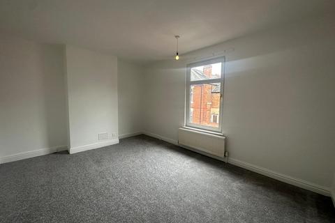 2 bedroom terraced house to rent, Moss Street, Derby, DE22