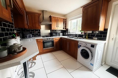 2 bedroom semi-detached house for sale, Priors Way, Rosehill