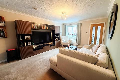 2 bedroom semi-detached house for sale, Priors Way, Rosehill