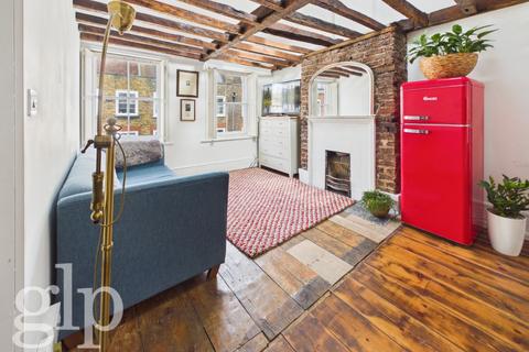 1 bedroom apartment for sale, Meard Street, Soho, London, W1F