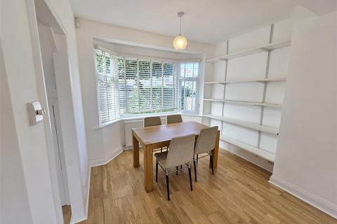 3 bedroom end of terrace house to rent, The Grange, Wembley