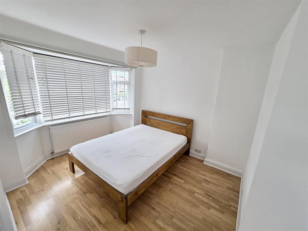 House in Wembley - View 5