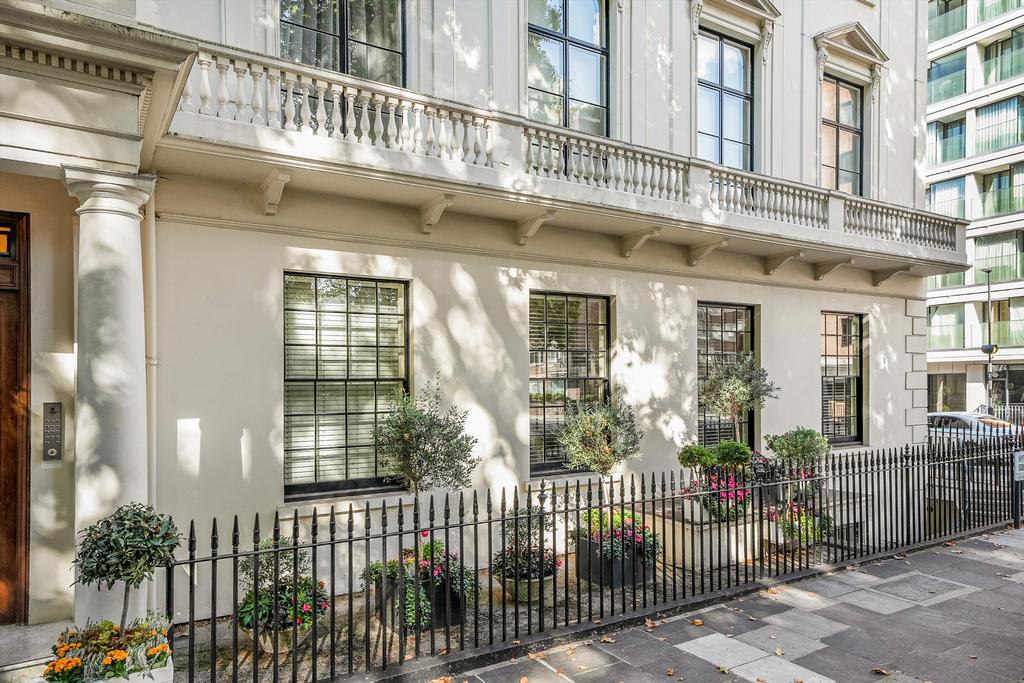Apartment in Hyde Park - View 4