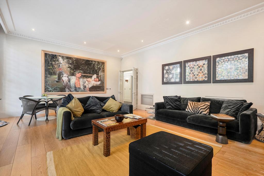 Apartment in Hyde Park - View 5