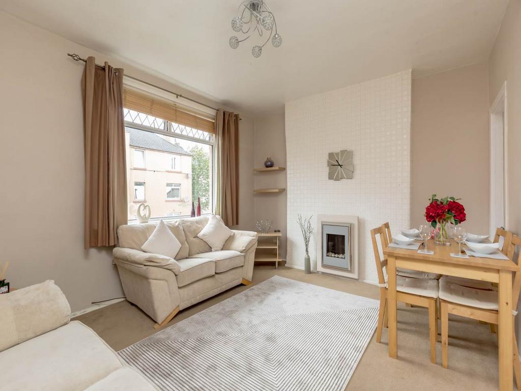 Apartment in Edinburgh, Whitson, Stenhouse, Saughton Mains and Whitson - View 2
