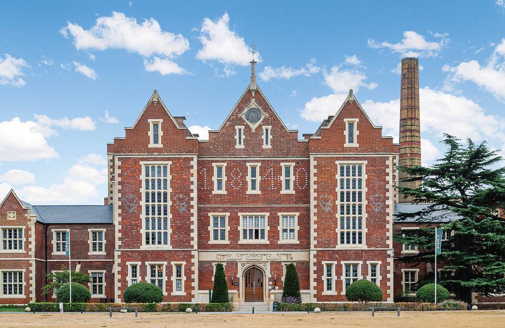 Apartment in London, Springfield Village - View 4