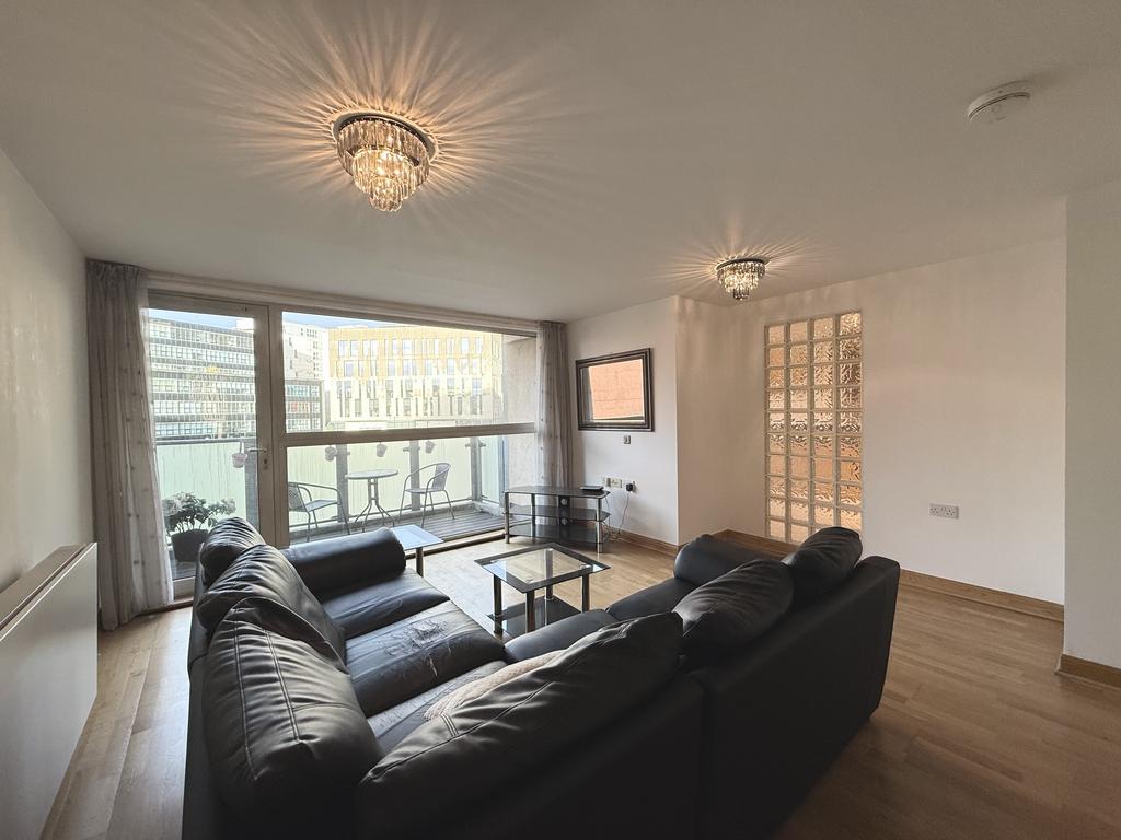 Apartment in Glasgow - View 3