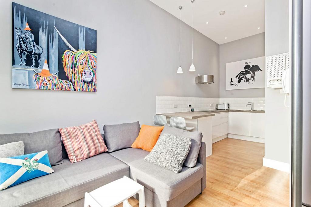 Apartment in Glasgow - View 3