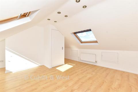 3 bedroom terraced house for sale, Moneyfield Avenue, Portsmouth, Hampshire