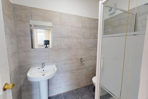 1 bedroom in a house share to rent, Harrington Drive, Nottingham NG7