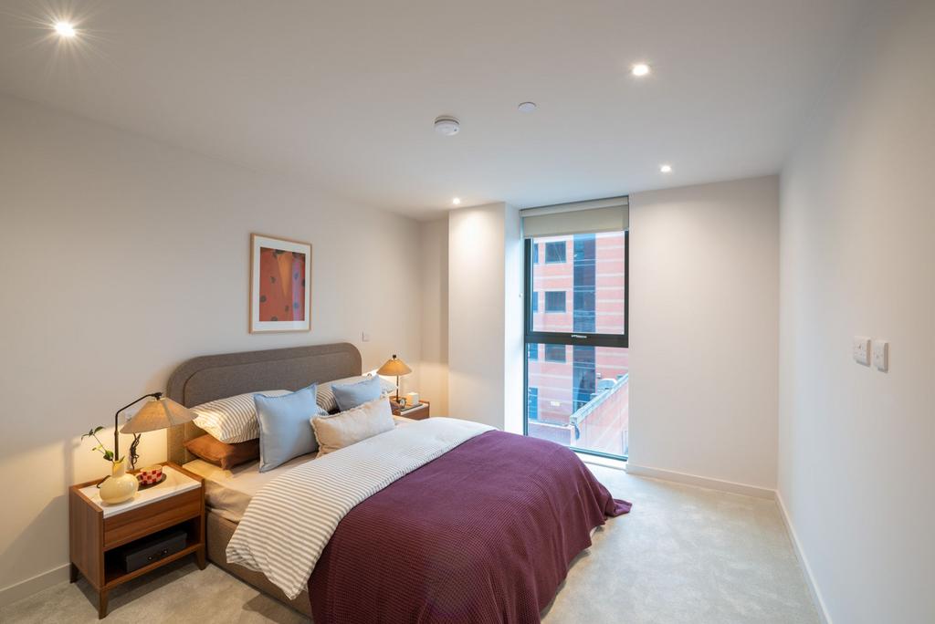 Apartment in Trafford, Greater Manchester - View 4