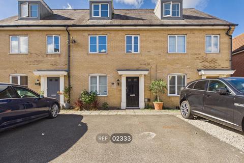 3 bedroom terraced house to rent, The Combers, Ipswich, IP5 2EY