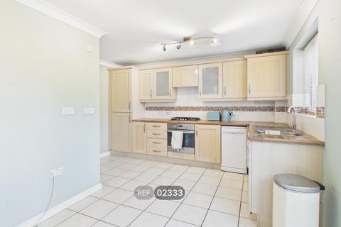 3 bedroom terraced house to rent, The Combers, Ipswich, IP5 2EY