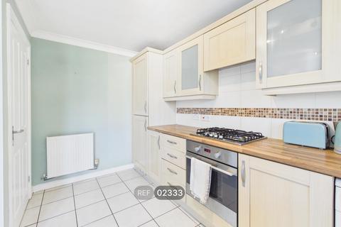 3 bedroom terraced house to rent, The Combers, Ipswich, IP5 2EY