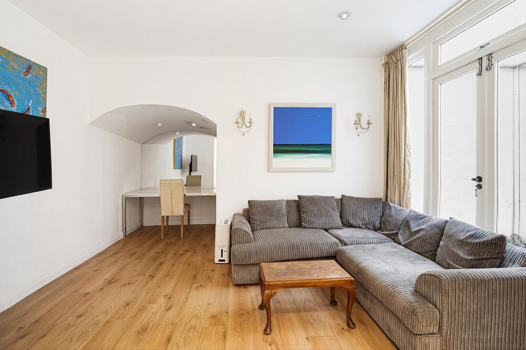 Apartment in London, South Kensington - View 4