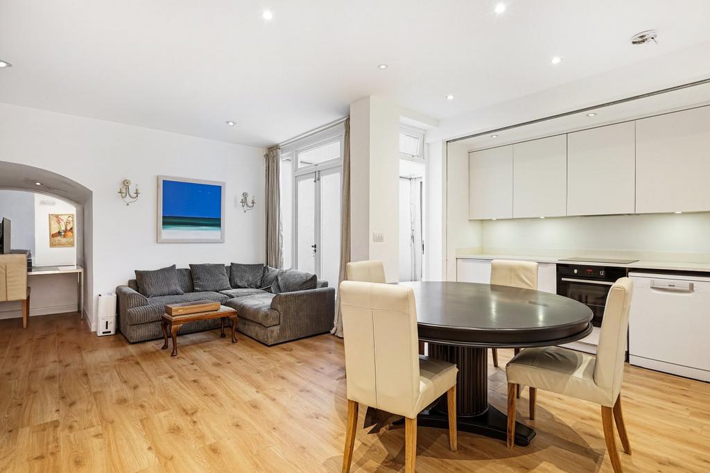 Apartment in London, South Kensington - View 5