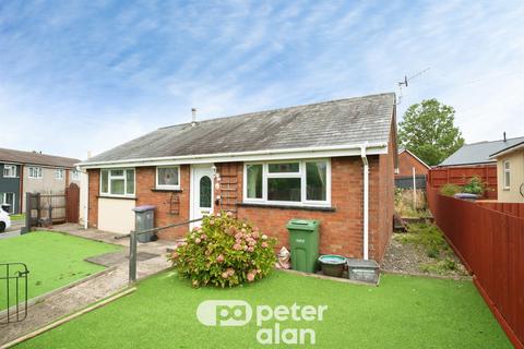2 bedroom detached bungalow for sale, Caroline Way, New Inn, Pontypool