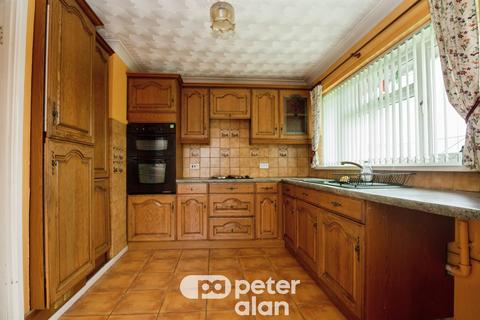 2 bedroom detached bungalow for sale, Caroline Way, New Inn, Pontypool