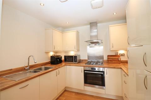 2 bedroom apartment for sale, Barn Avenue, Aldershot GU12