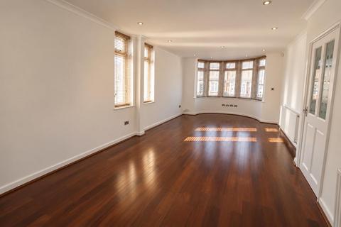 3 bedroom end of terrace house to rent, Grangemouth Road, Coventry CV6