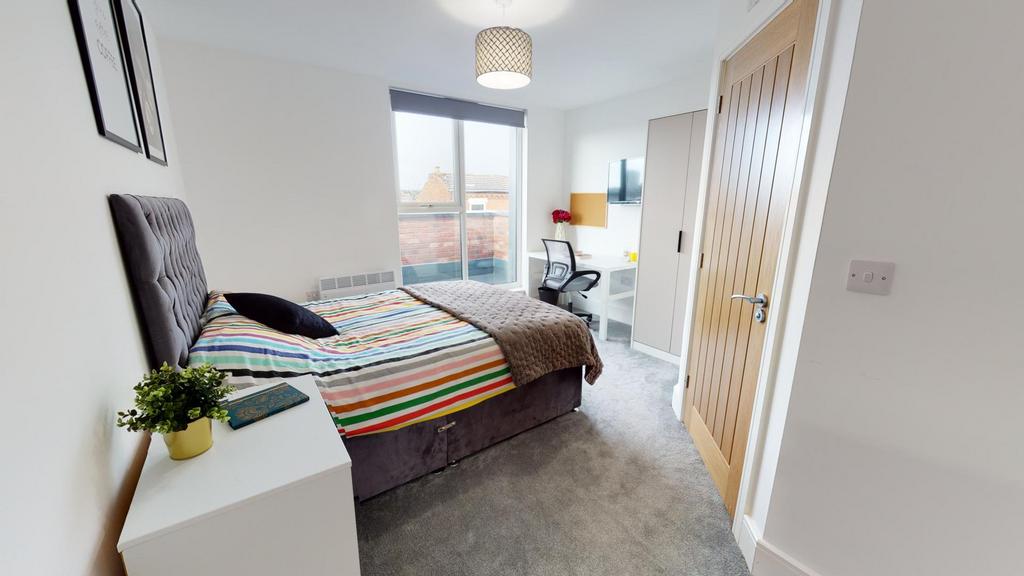 House in Nottingham - View 5