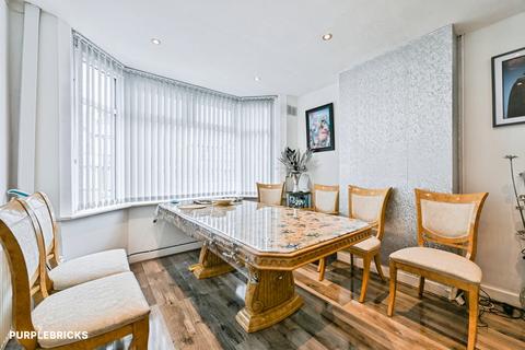 3 bedroom semi-detached house for sale, Chadwick Road, Nottingham, NG7