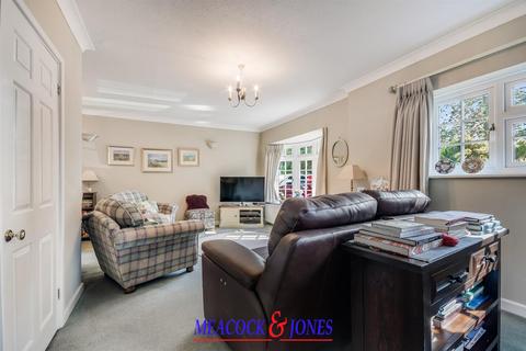 4 bedroom detached house for sale, Shenfield Road, Shenfield, Brentwood