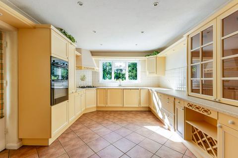 4 bedroom detached house for sale, Ford Lane, Wrecclesham, Farnham, Surrey, GU10