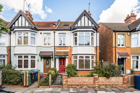 5 bedroom end of terrace house for sale, Heath Road, Harrow
