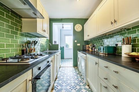5 bedroom end of terrace house for sale, Heath Road, Harrow